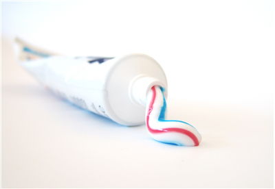 Toothpaste Ingredients - History of Toothpaste and Dentifrice